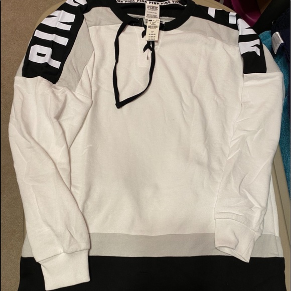 VS PINK CLASSIC JOGGERS VARSITY PULLOVER SET - Picture 3 of 15